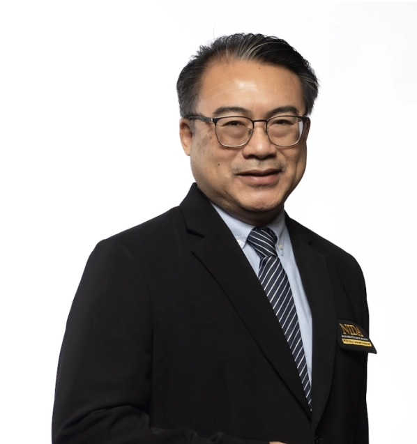 Dr. Sombat Kusumavalee