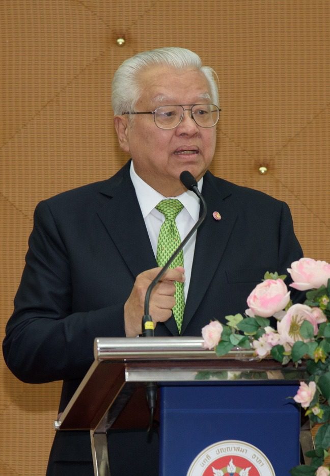 ปรัชญาของเศรษฐกิจพอเพียงกับสถาบันอุดมศึกษา