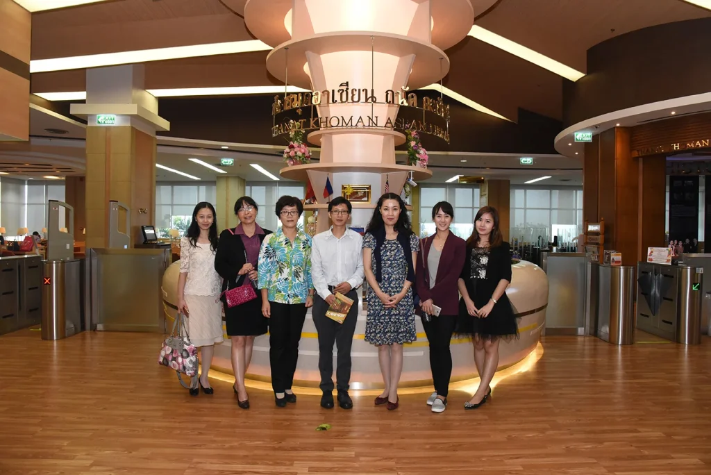 UIBE สาธารณรัฐประชาชนจีนเยือนสถาบัน