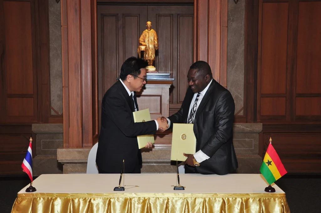 591116 03 University of Education, Winneba (UEW) เยือนสถาบัน