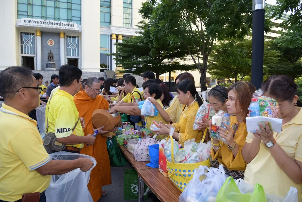 611012 03 พิธีบำเพ็ญกุศลเพื่อถวายเป็นพระราชกุศล รัชกาลที่ 9 พระผู้ทรงก่อตั้งสถาบัน