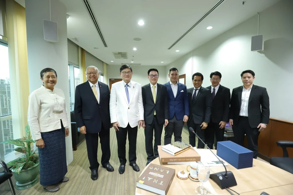 NIDA พบ ศาสตราจารย์พิเศษ ดร.เอนก เหล่าธรรมทัศน์