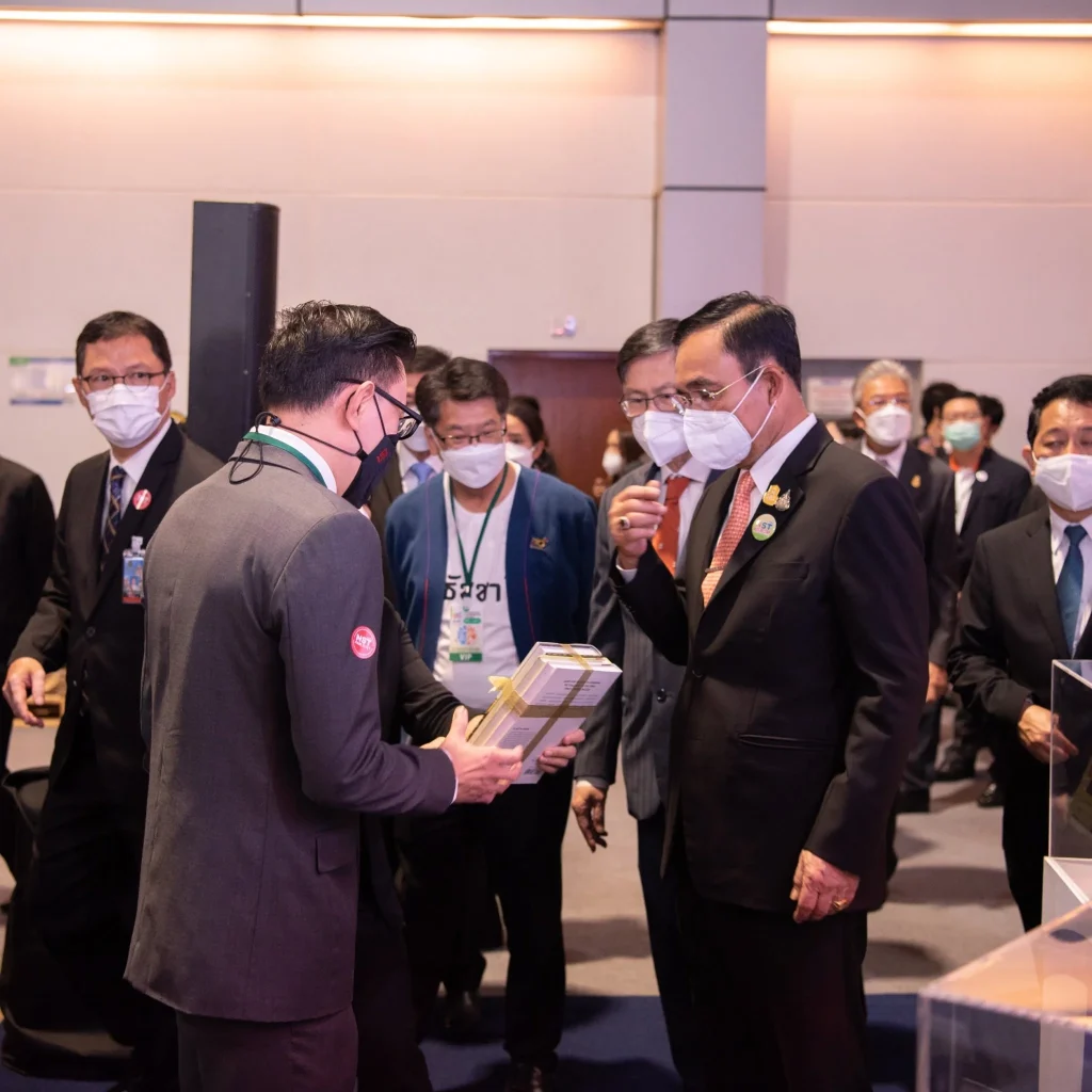 ร่วมพิธีเปิดมหกรรมวิทยาศาสตร์และเทคโนโลยีแห่งชาติ ประจำปี 2564 “ศิลปะ วิทยาศาสตร์ และเศรษฐกิจสร้างสรรค์”