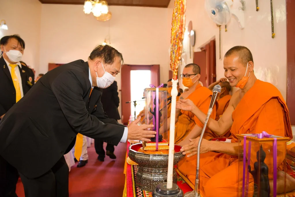 พิธีถวายผ้าพระกฐินพระราชทาน ประจำปี 2565