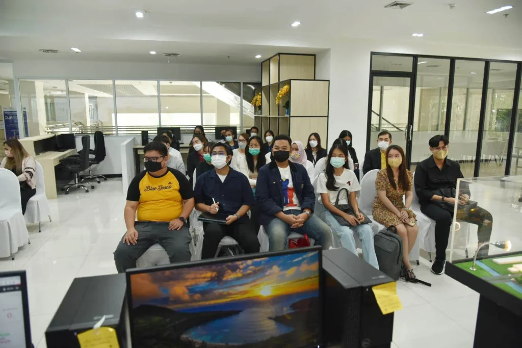 651110n_05 บุคลากร-นักศึกษา หลักสูตรการจัดการภาครัฐและภาคเอกชนมหาบัณฑิต (MPPM) ศึกษาดูงานศูนย์ NIDA S2C°