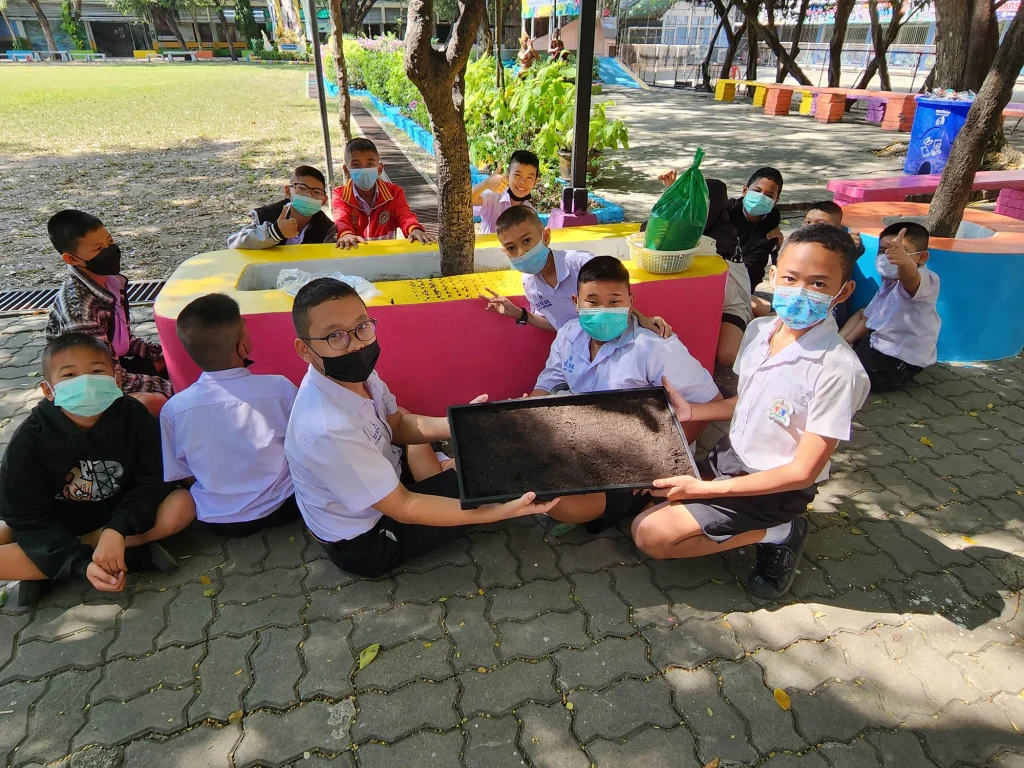 6511215bcg 04 NIDA จัดอบรมโครงการสร้างความตระหนักรู้ด้าน BCG แก่นักเรียนโรงเรียนวัดบึงทองหลาง