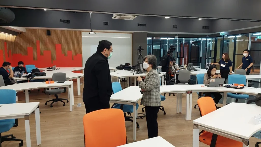 651124Gateway 03 Gateway to Health, Aging, and Retirement Data in Thailand