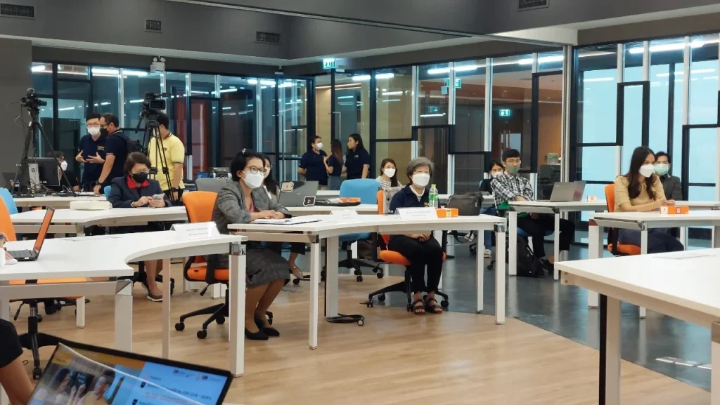 651124Gateway 05 Gateway to Health, Aging, and Retirement Data in Thailand