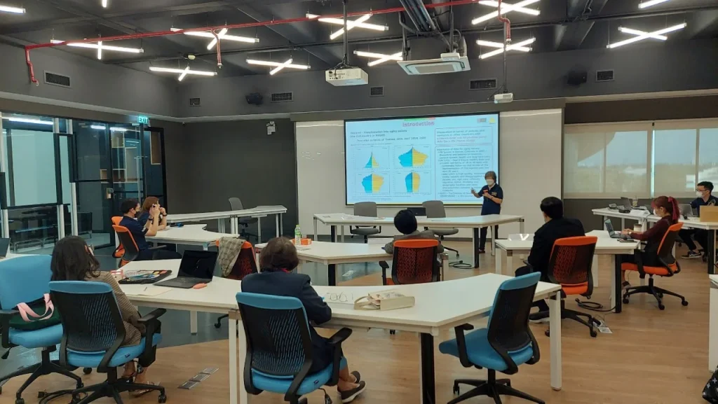 651124Gateway 07 Gateway to Health, Aging, and Retirement Data in Thailand