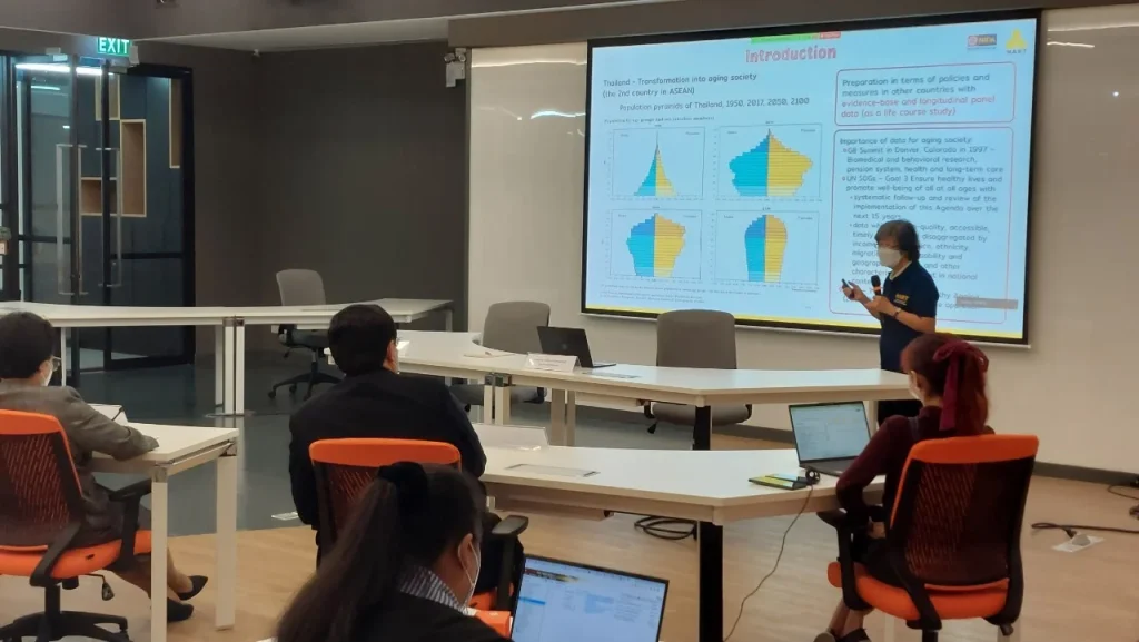 651124Gateway 08 Gateway to Health, Aging, and Retirement Data in Thailand