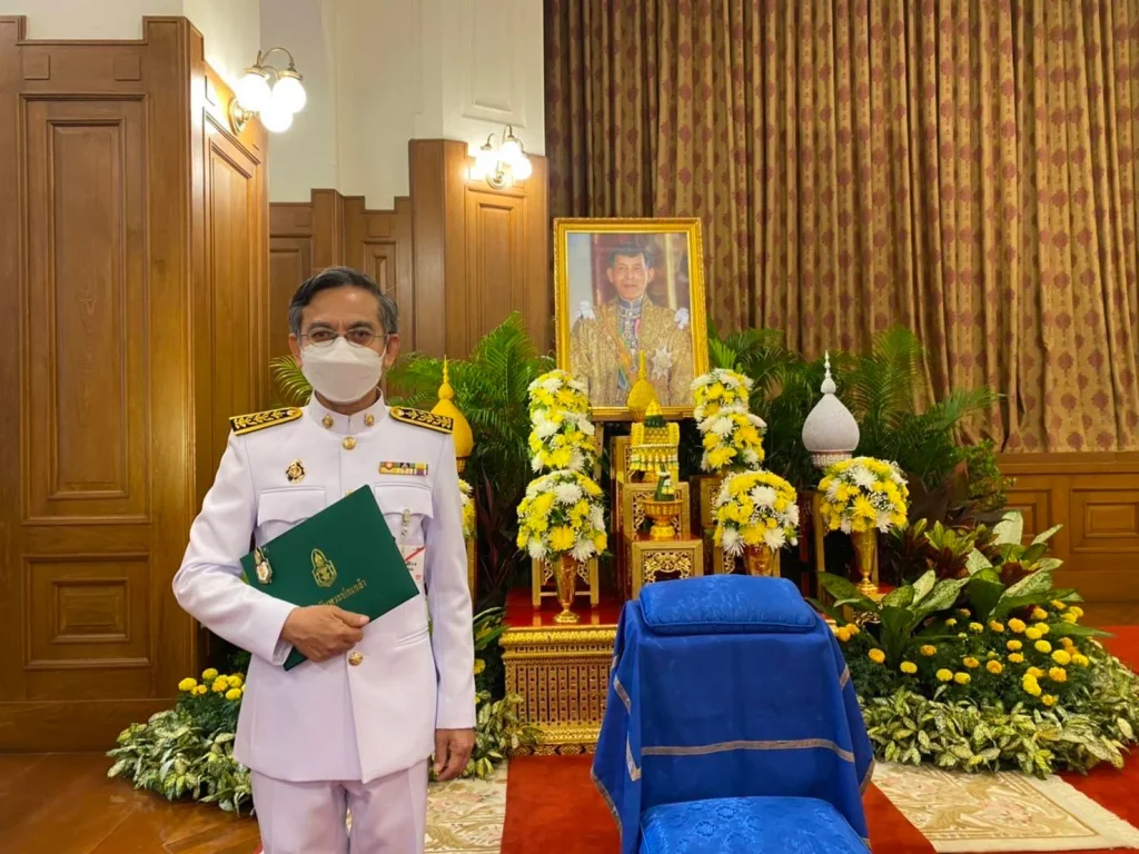 ขอแสดงความยินดีแก่ ศ.ดร.บรรเจิด สิงคะเนติ ผู้อำนวยการหลักสูตรนิติศาสตรดุษฎีบัณฑิต คณะนิติศาสตร์