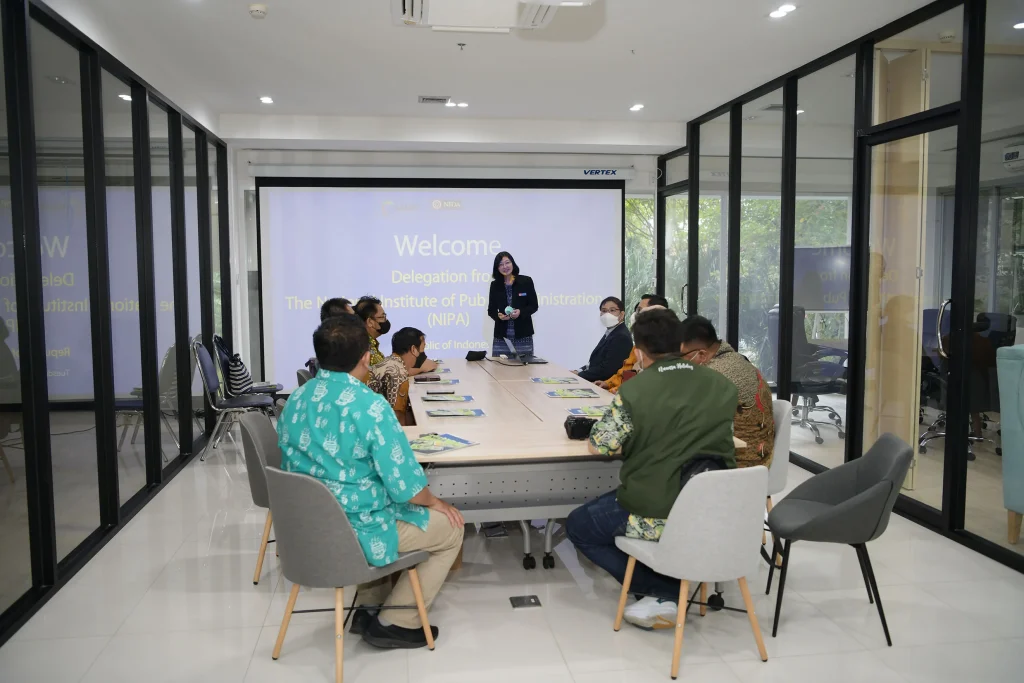 651202 06 2 scaled ผู้แทนจาก National Institute of Public Administration (NIPA) เยือนสถาบัน