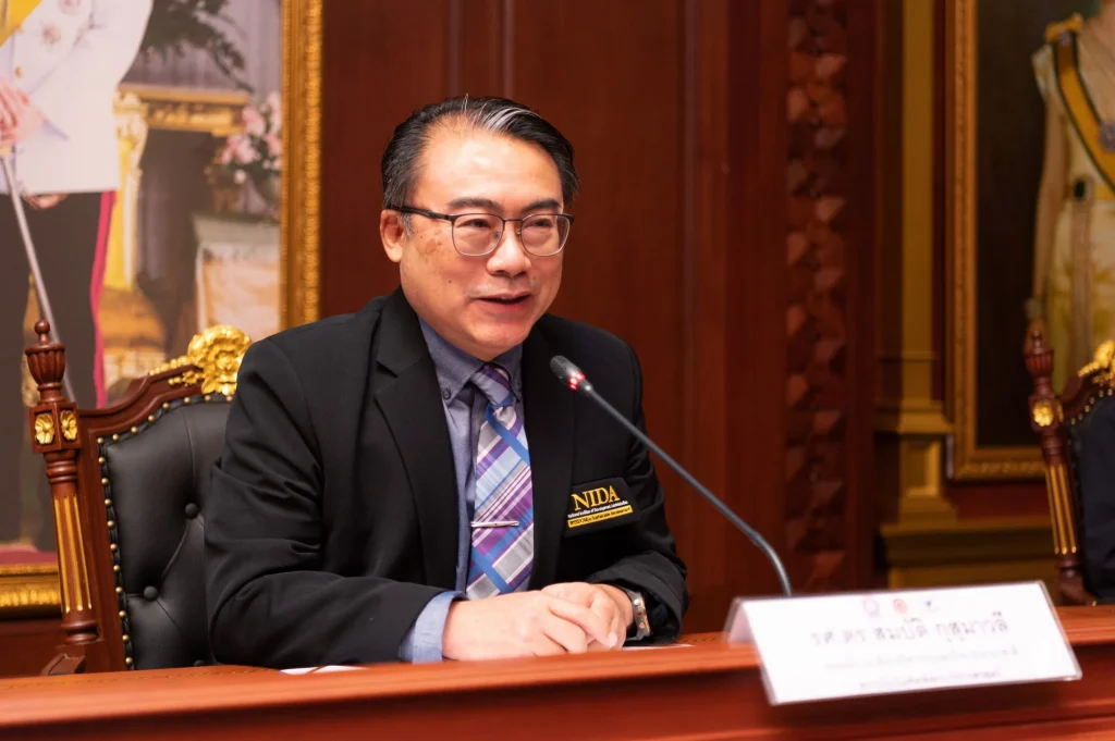 651213 04 “นิด้า – พอช. – เครือข่ายองค์กรชุมชน” ร่วมลงนามความร่วมมือ เสริมสร้างชุมชนเข้มแข็ง