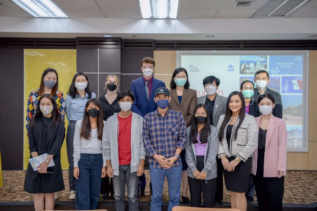 660118 F6 การจัดบรรยายแนะแนวการศึกษาและทุนการศึกษาต่อ ณ สาธารณรัฐฝรั่งเศส ประจำปี 2566