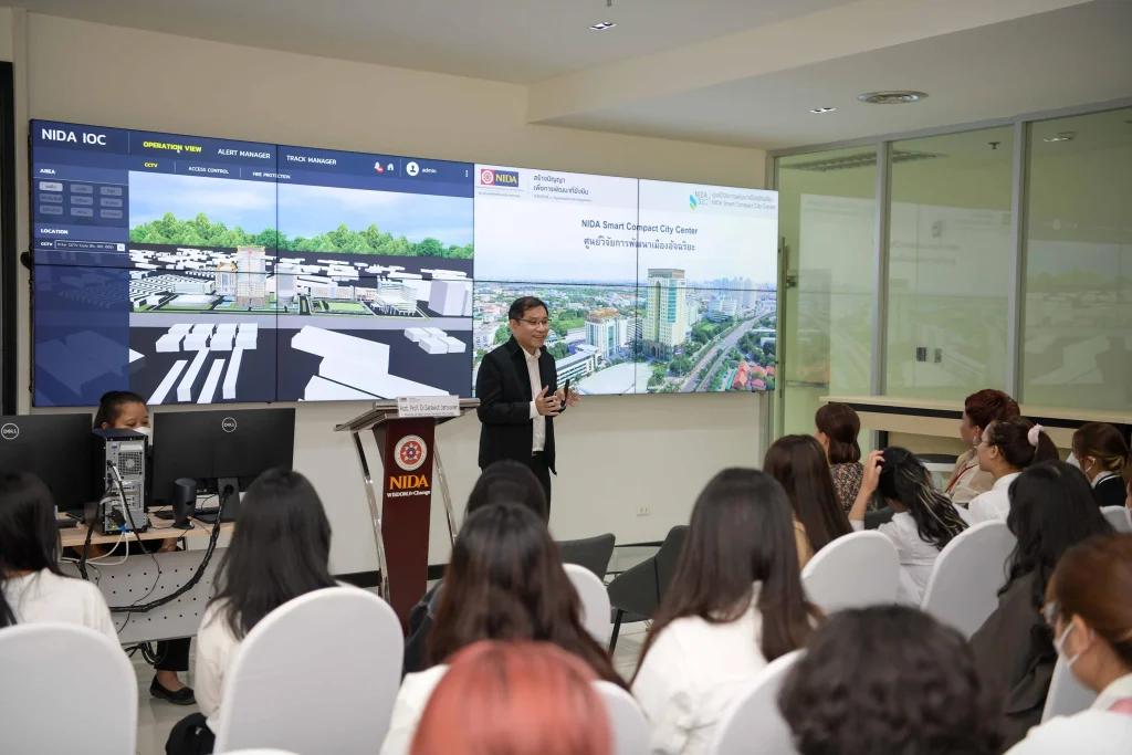 คณะจาก Yersin University (Yersin) เยือนสถาบัน