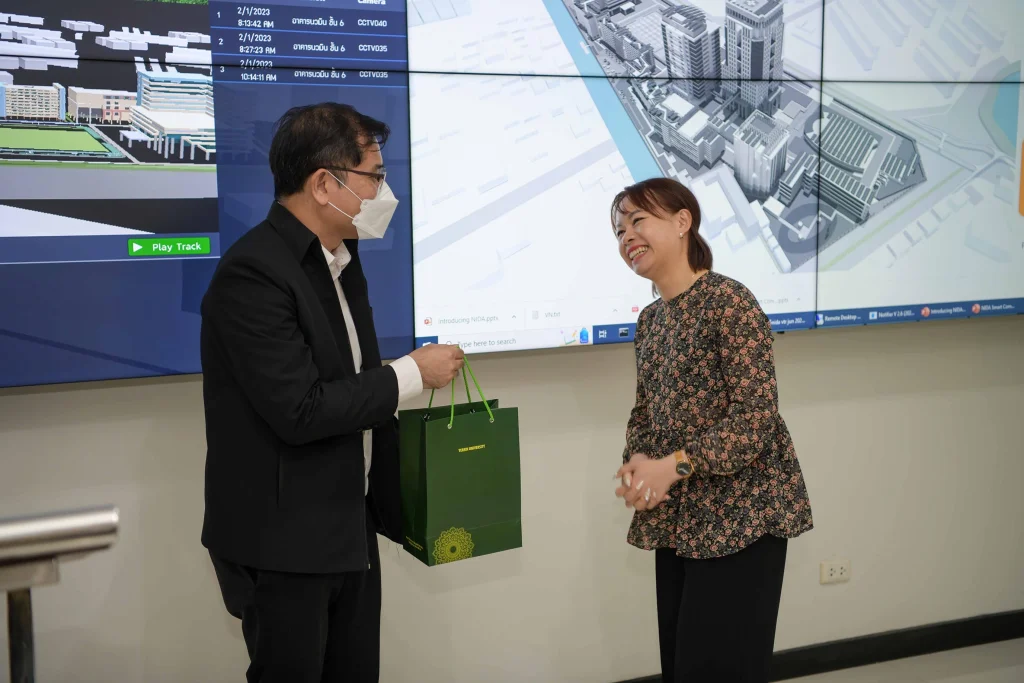 คณะจาก Yersin University (Yersin) เยือนสถาบัน