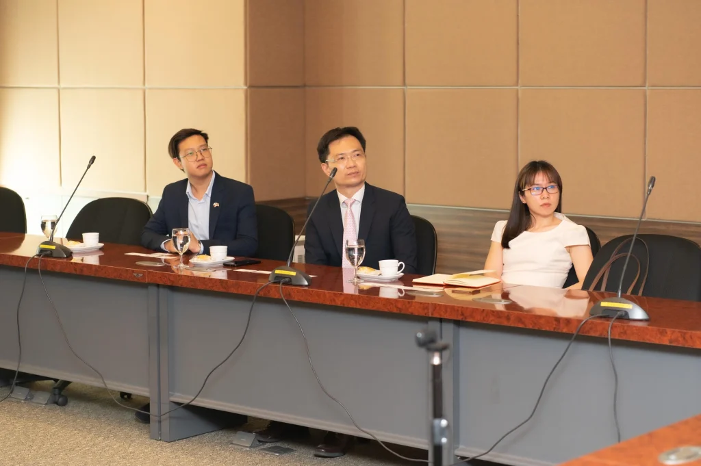 660224poll 03 scaled สำนักงานเศรษฐกิจและวัฒนธรรมไทเป ประจำประเทศไทย คณะศึกษาดูงานนิด้าโพล