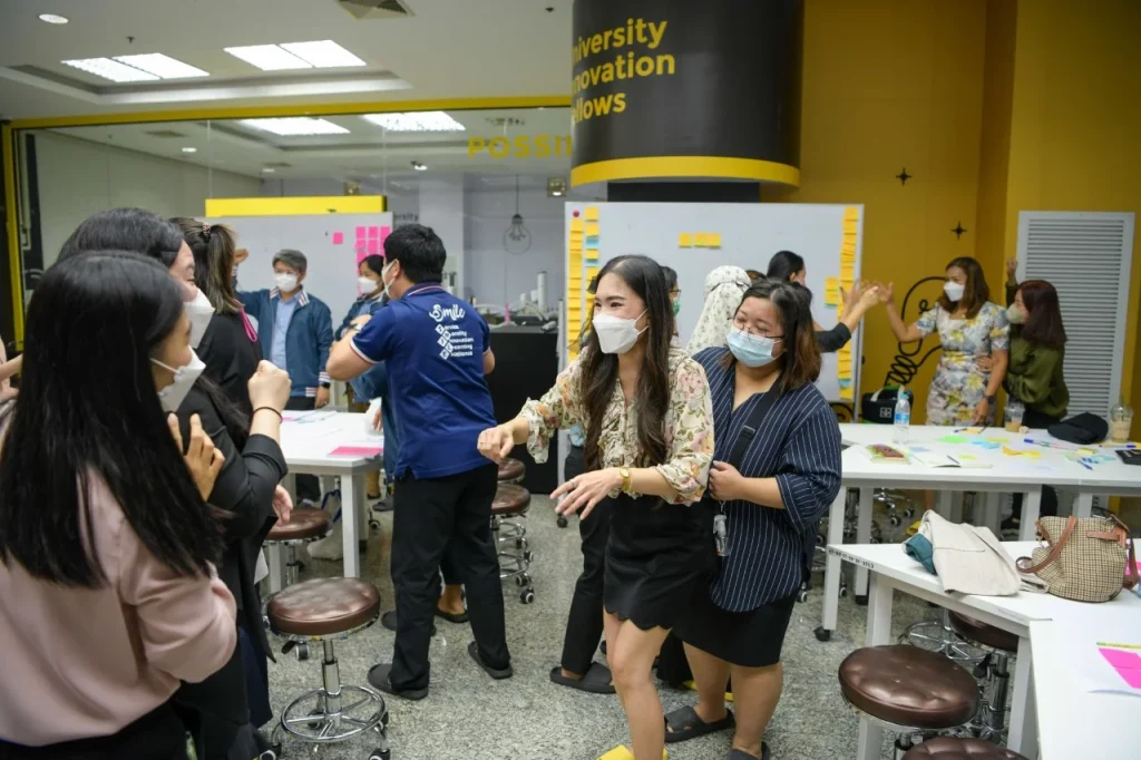 อบรมเชิงปฏิบัติการหัวข้อ : การสร้างนวัตกรรมการปฏิบัติงานด้วยการคิดเชิงออกแบบ (Design Thinking)