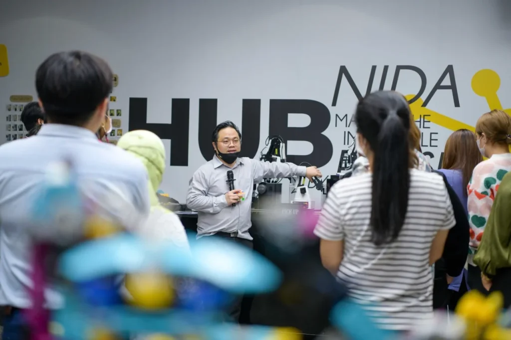 อบรมเชิงปฏิบัติการหัวข้อ : การสร้างนวัตกรรมการปฏิบัติงานด้วยการคิดเชิงออกแบบ (Design Thinking)