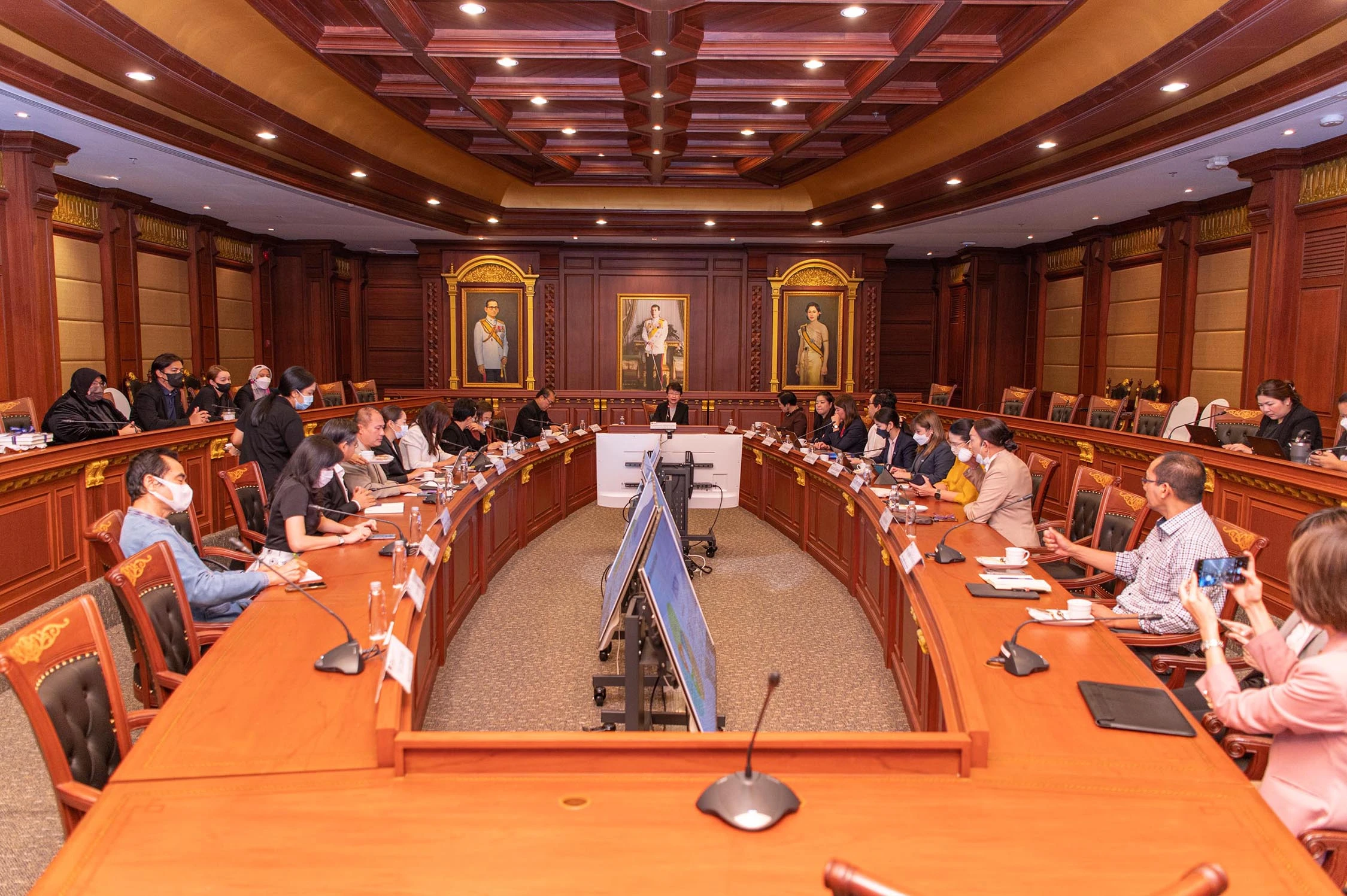 NIDA ร่วมการประชุมหารือความร่วมมือทางวิชาการและการวิจัยร่วมกับ บพค.