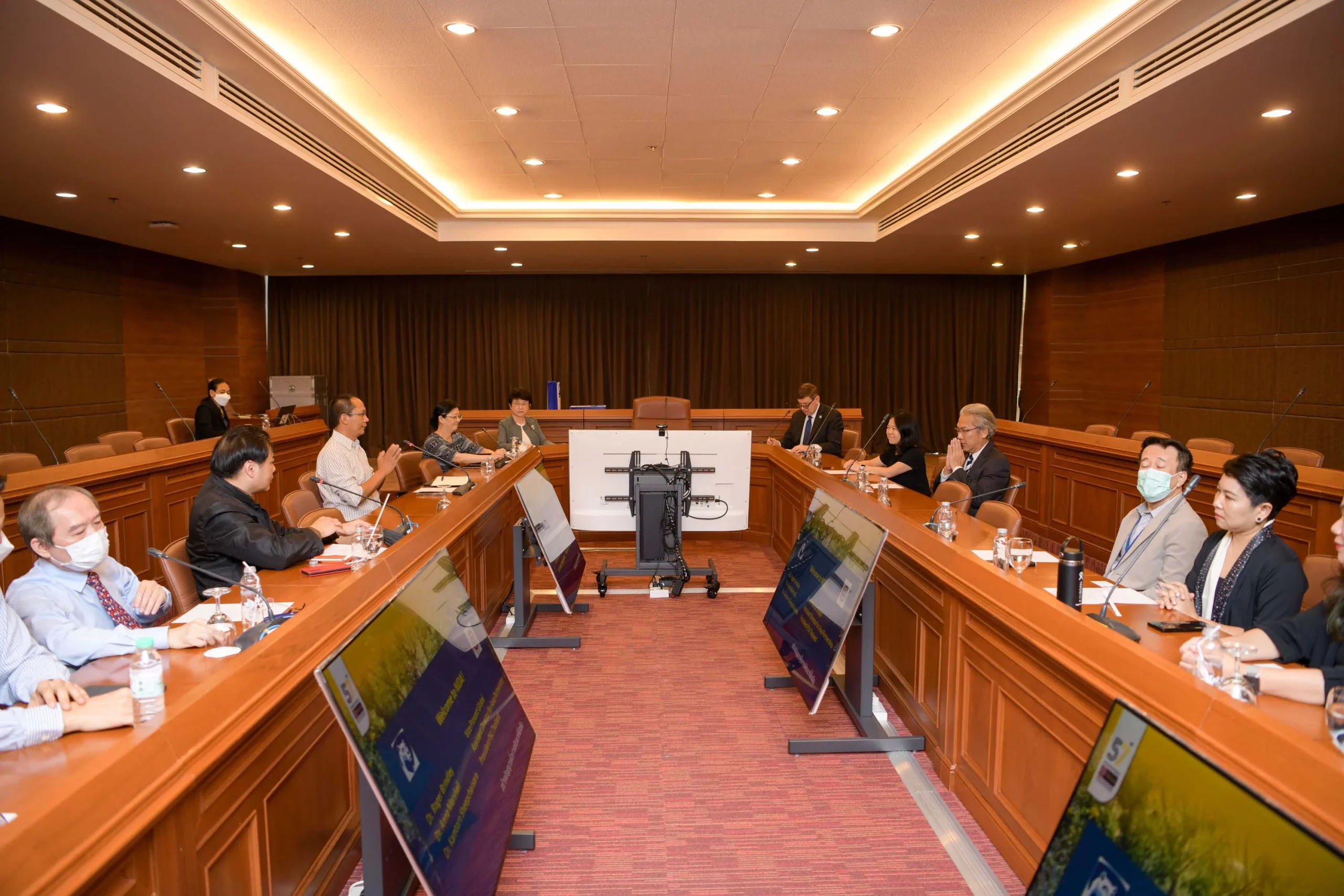 Pennsylvania State University เยือนสถาบัน