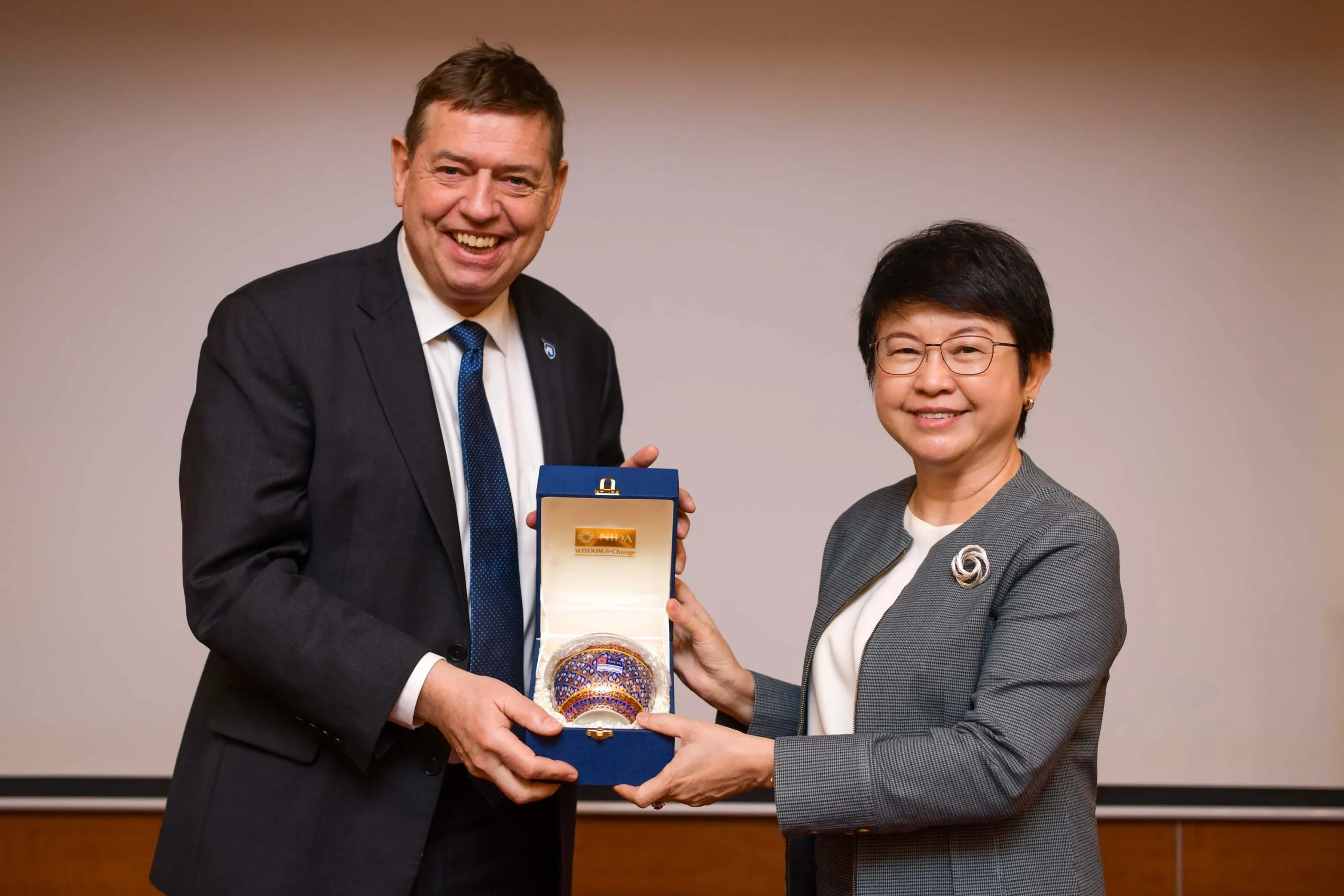 Pennsylvania State University เยือนสถาบัน