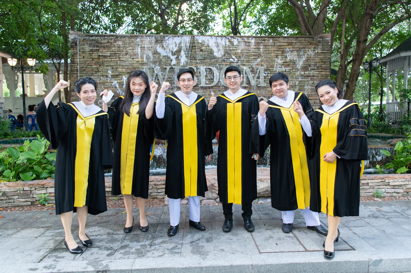 DSC 0997 หลักสูตรนิติศาสตรมหาบัณฑิต (ภาคพิเศษ)