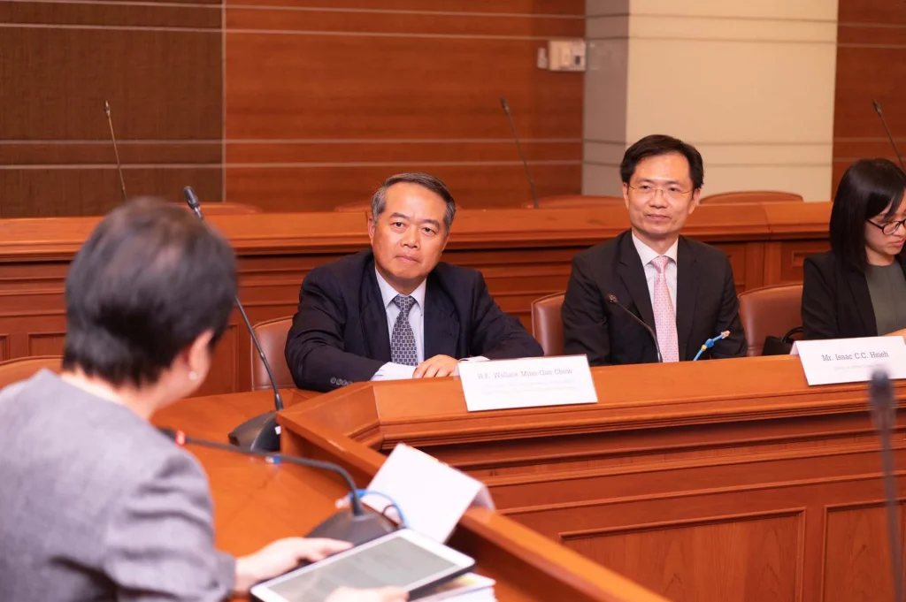 คณะศึกษาดูงานจากสำนักงานเศรษฐกิจฯ ไทเป ประจำประเทศไทย เยี่ยมชมนิด้าโพล