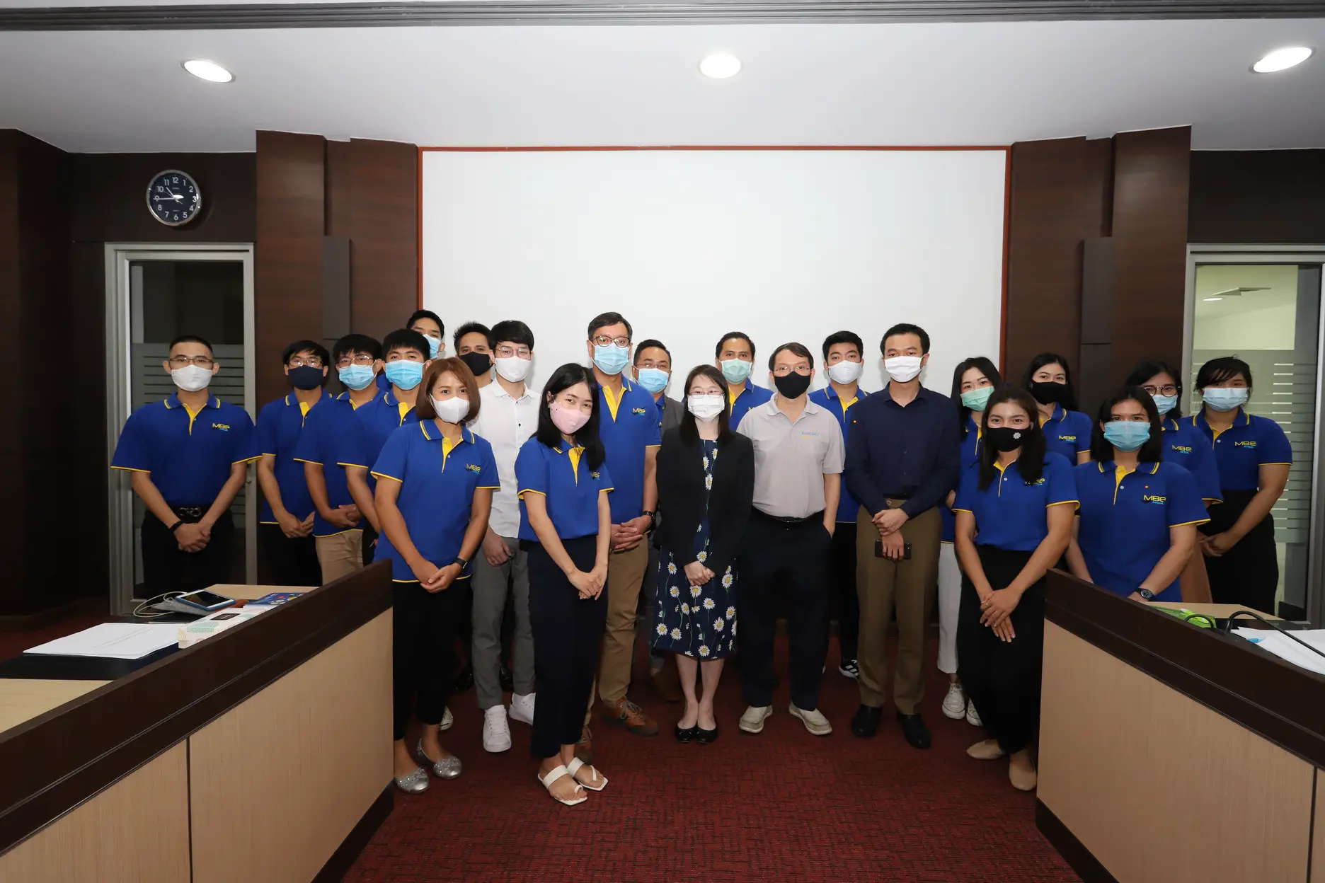 ccv 1 เศรษฐศาสตรมหาบัณฑิต สาขาวิชาเศรษฐศาสตร์ธุรกิจ (ภาคพิเศษ)