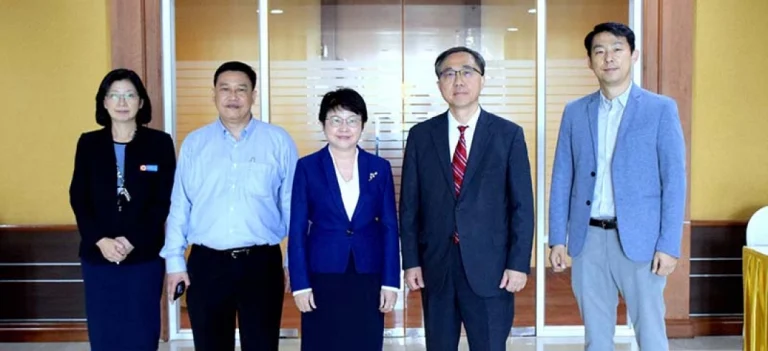 f405685d7fa04243f2953d00aa97ba22 490 1070 1