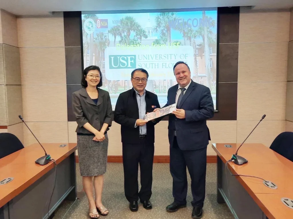 image 2023 03 28 135140443 ผู้แทนจาก University of South Florida (USF) ประเทศสหรัฐอเมริกา เยือนสถาบัน
