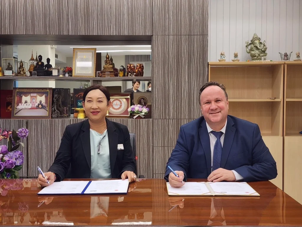 image 2023 03 28 135157009 ผู้แทนจาก University of South Florida (USF) ประเทศสหรัฐอเมริกา เยือนสถาบัน