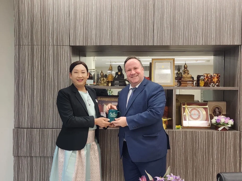 image 2023 03 28 135209842 ผู้แทนจาก University of South Florida (USF) ประเทศสหรัฐอเมริกา เยือนสถาบัน