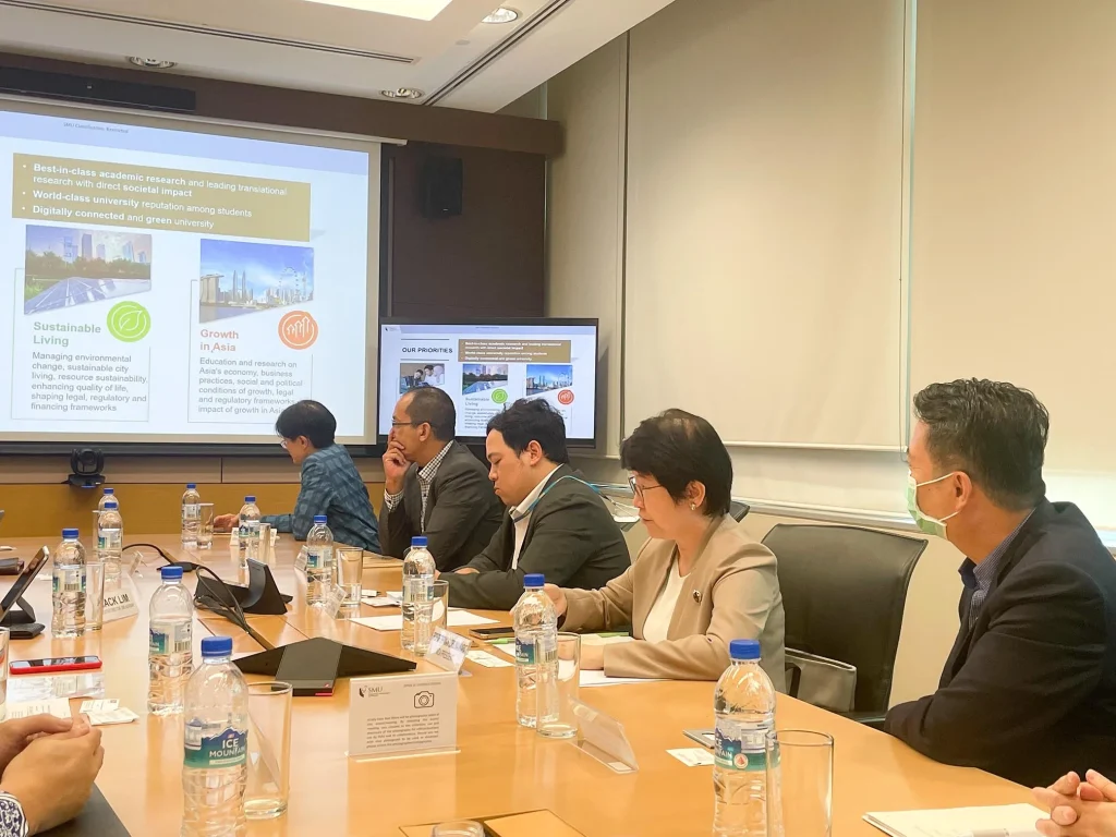 NIDA เยือน Singapore Management University (SMU) สาธารณรัฐสิงคโปร์