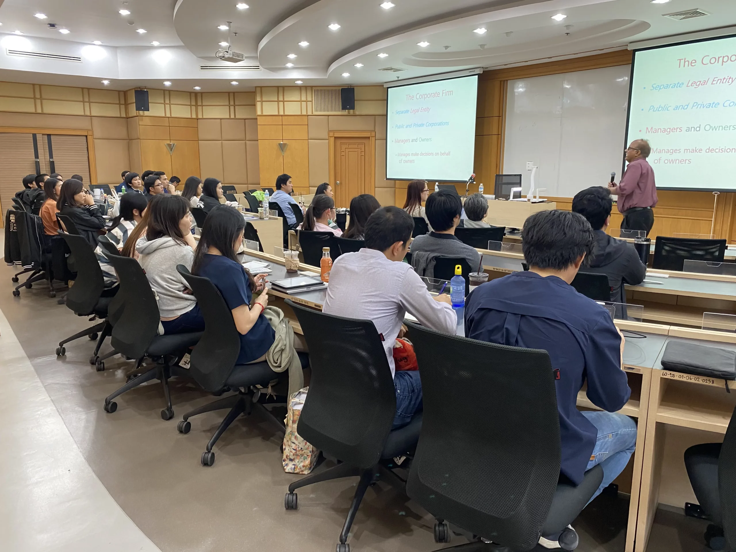 phd scaled Ph.D. in Business Administration (English)