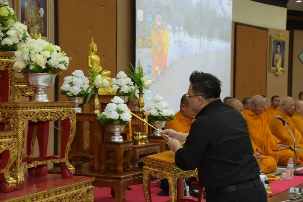 w1 1 พิธีสวดพระพุทธมนต์ เจริญสมาธิจิตภาวนา