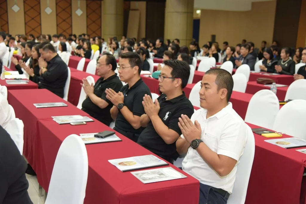 w5 1 พิธีสวดพระพุทธมนต์ เจริญสมาธิจิตภาวนา