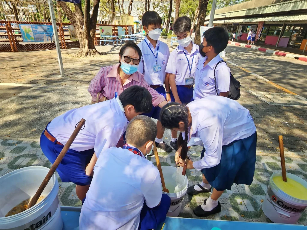 สร้างความตระหนักรู้ด้าน BCG แก่เยาวชน รร.พระมารดานิจจานุเคราะห์ เขตบางกะปิ