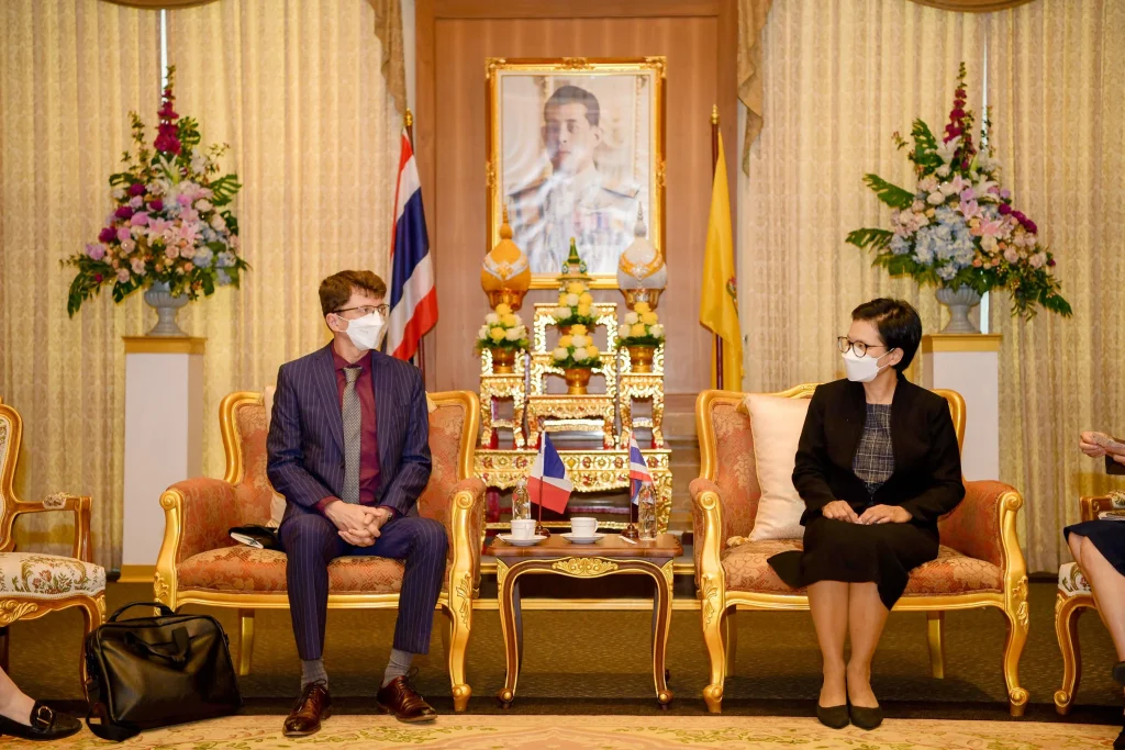 z1 scaled ผู้แทนจาก Campus France สถานเอกอัครราชทูตฝรั่งเศสประจำประเทศไทย เยือนสถาบัน