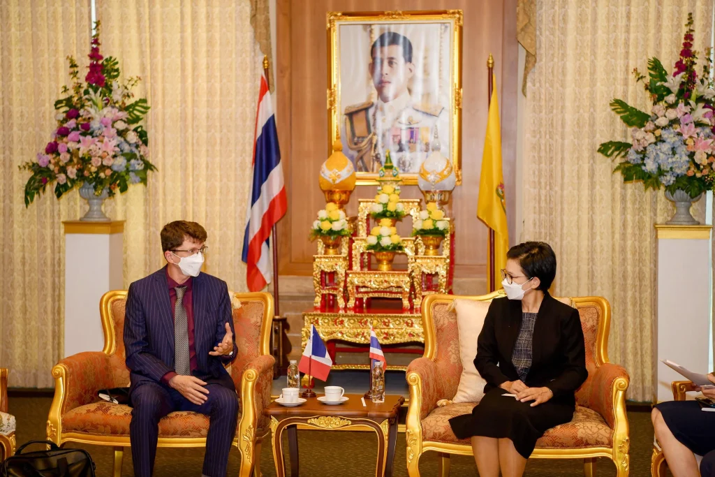 z2 scaled ผู้แทนจาก Campus France สถานเอกอัครราชทูตฝรั่งเศสประจำประเทศไทย เยือนสถาบัน