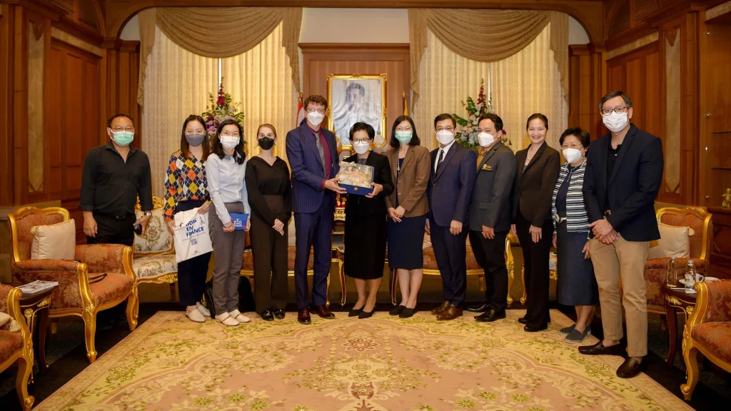 z7 scaled ผู้แทนจาก Campus France สถานเอกอัครราชทูตฝรั่งเศสประจำประเทศไทย เยือนสถาบัน