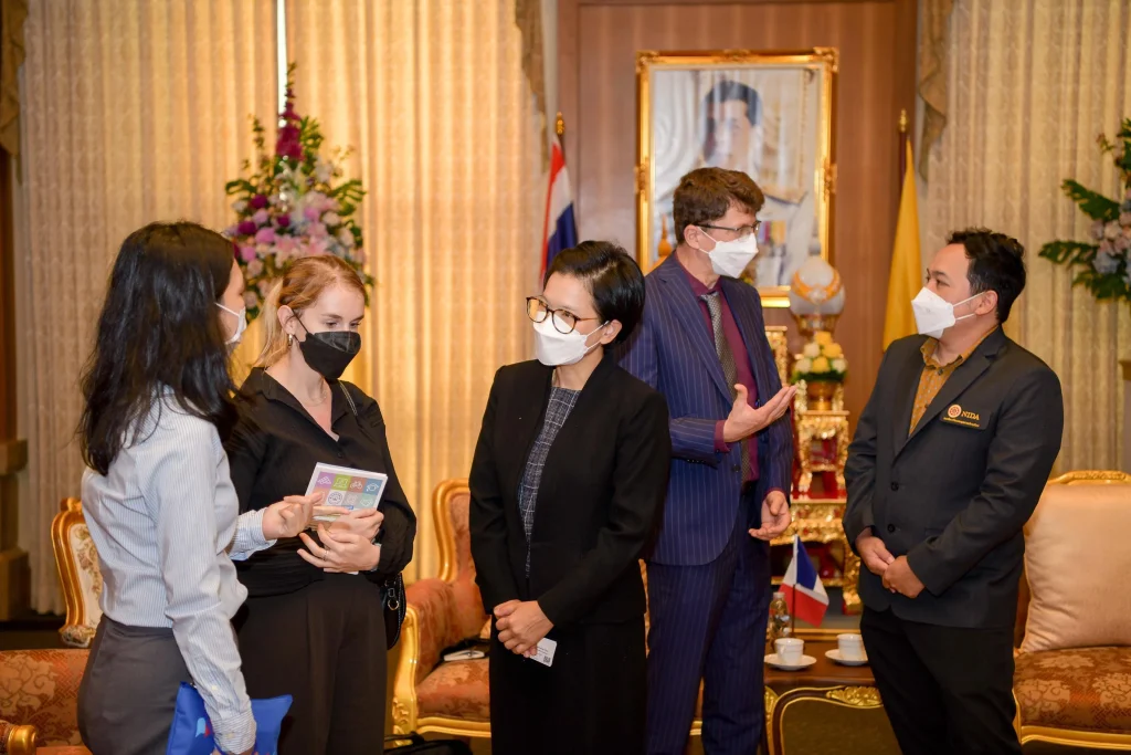 z8 scaled ผู้แทนจาก Campus France สถานเอกอัครราชทูตฝรั่งเศสประจำประเทศไทย เยือนสถาบัน