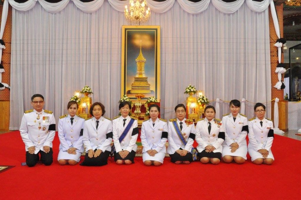 581216 02 11zon พิธีถวายดอกไม้จันทน์ในงานพระราชพิธีพระราชทานเพลิงพระศพ สมเด็จพระญาณสังวร สมเด็จพระสังฆราช สกลมหาสังฆปริณายก
