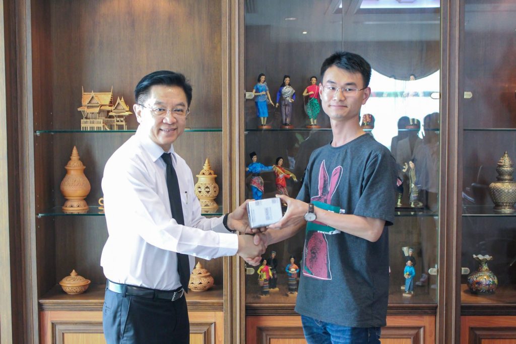 Chongqing Logistics City เยือนสถาบัน