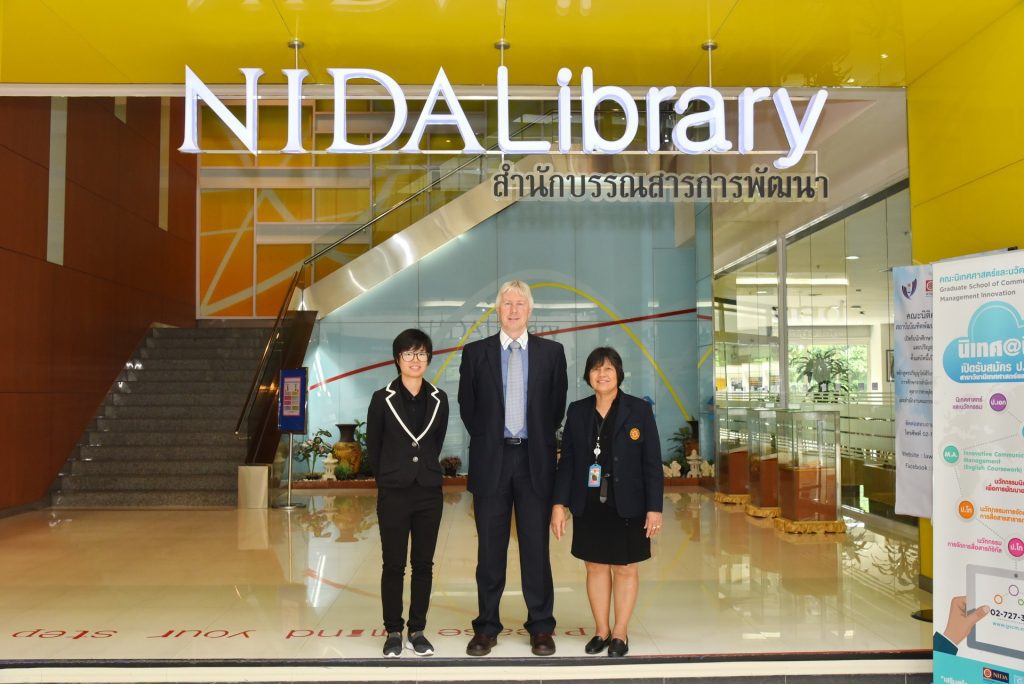 600523oia 10 10 11zon ตัวแทนจาก Victoria University of Wellington นิวซีแลนด์ เดินทางเยือนสถาบัน