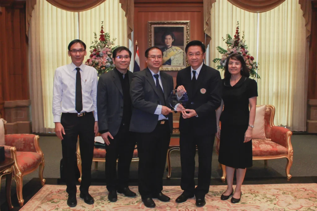 Hong Kong Polytechnic University เข้าเยี่ยมคารวะอธิการบดี