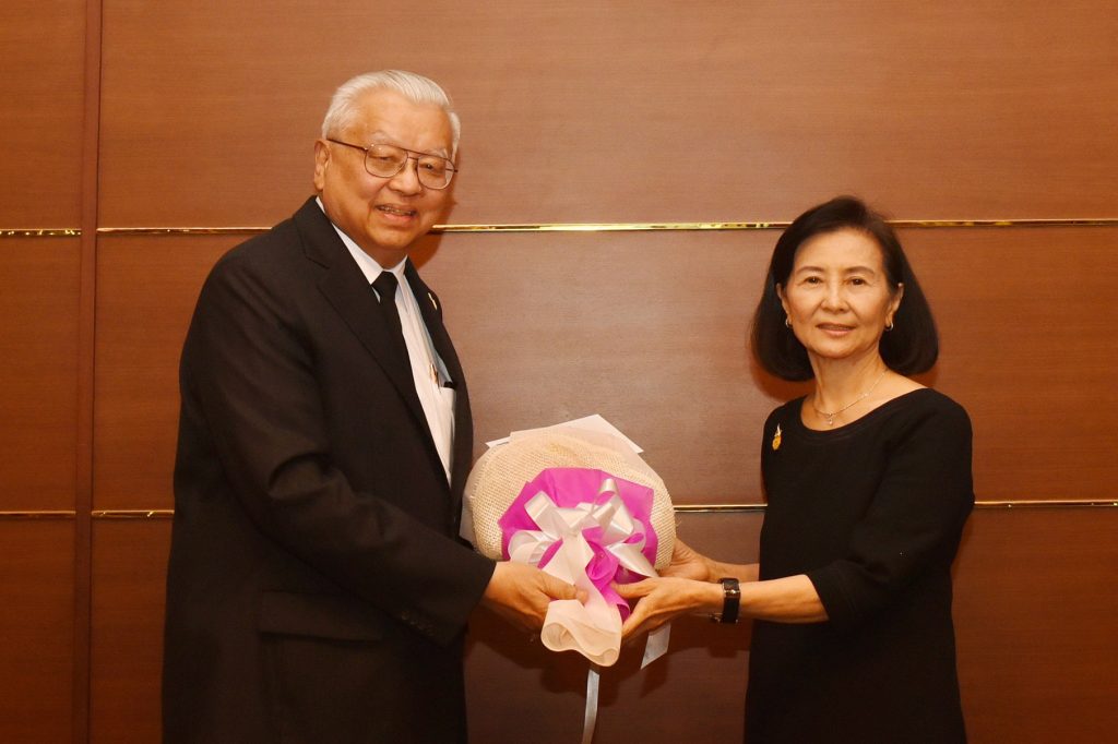 แสดงความยินดีกับ ศ.ดร.จิราวัลย์ จิตรถเวช