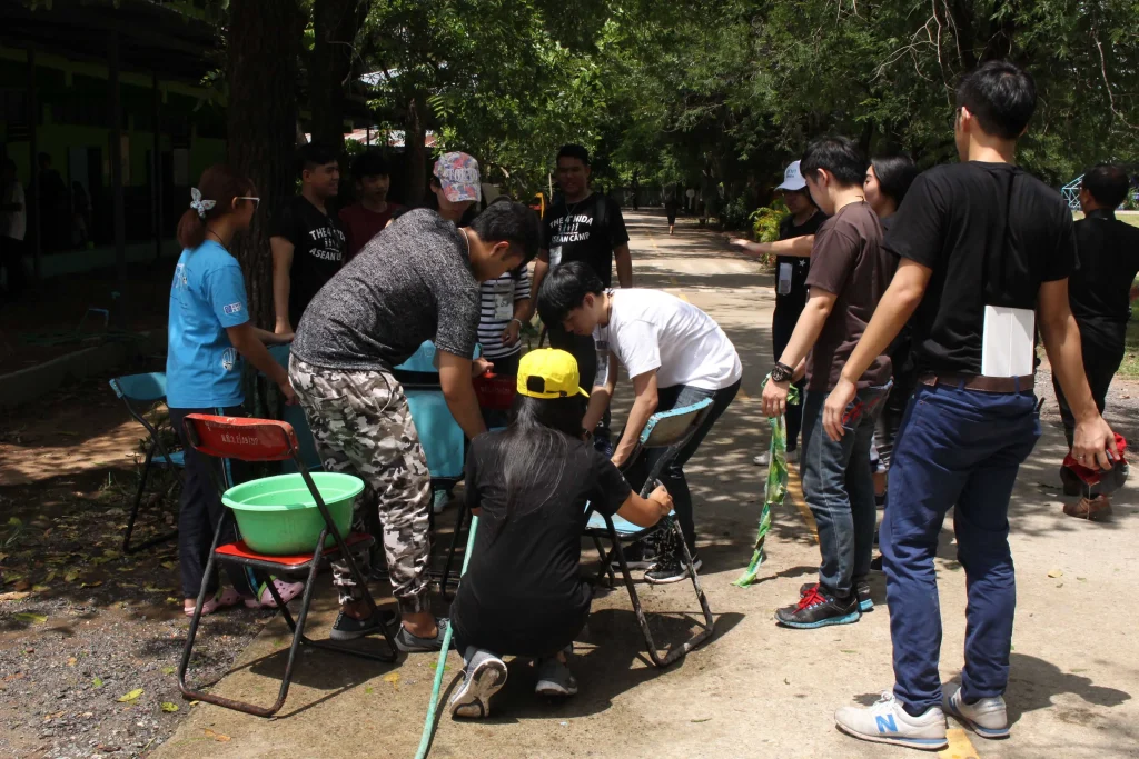 ค่ายนิด้าพัฒนาผู้นำ ครั้งที่ 4(ค่ายนิด้าพัฒนาผู้นำสู่อาเซียน)