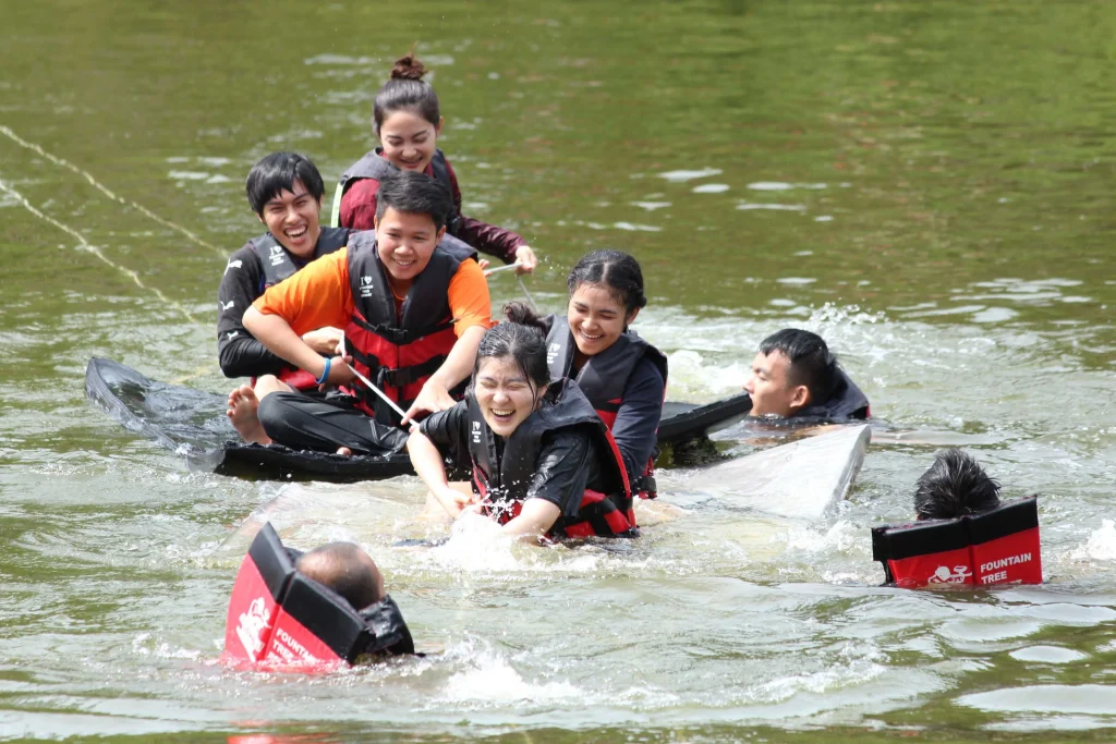 ค่ายนิด้าพัฒนาผู้นำ ครั้งที่ 4(ค่ายนิด้าพัฒนาผู้นำสู่อาเซียน)