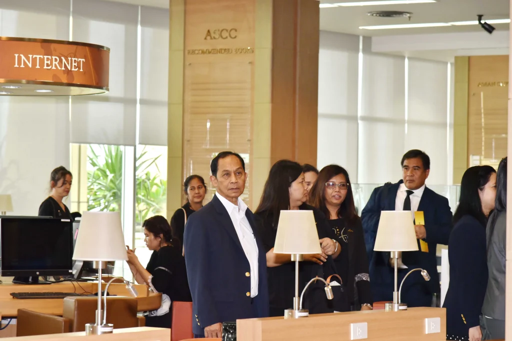 600712 13 scaled คณะผู้บริหารและบุคลากร มหาวิทยาลัยวลัยลักษณ์ เยี่ยมชมสถาบัน